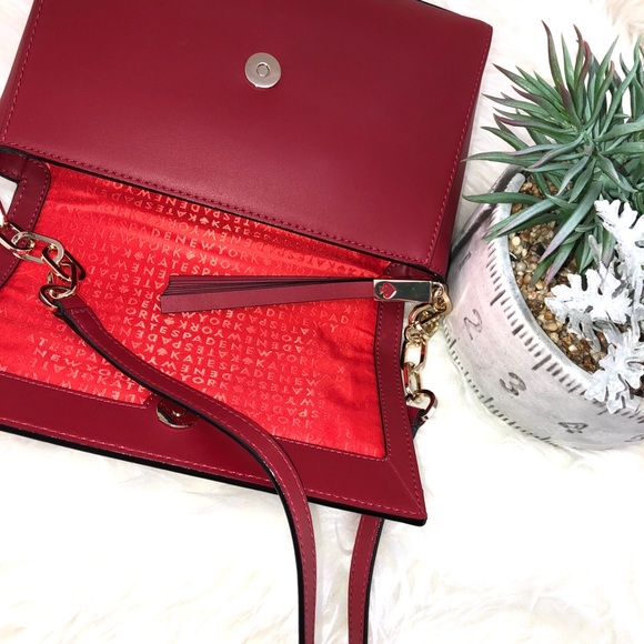 KATE SPADE ♠️ RED CROSSBODY PURSE - Picture 3 of 3